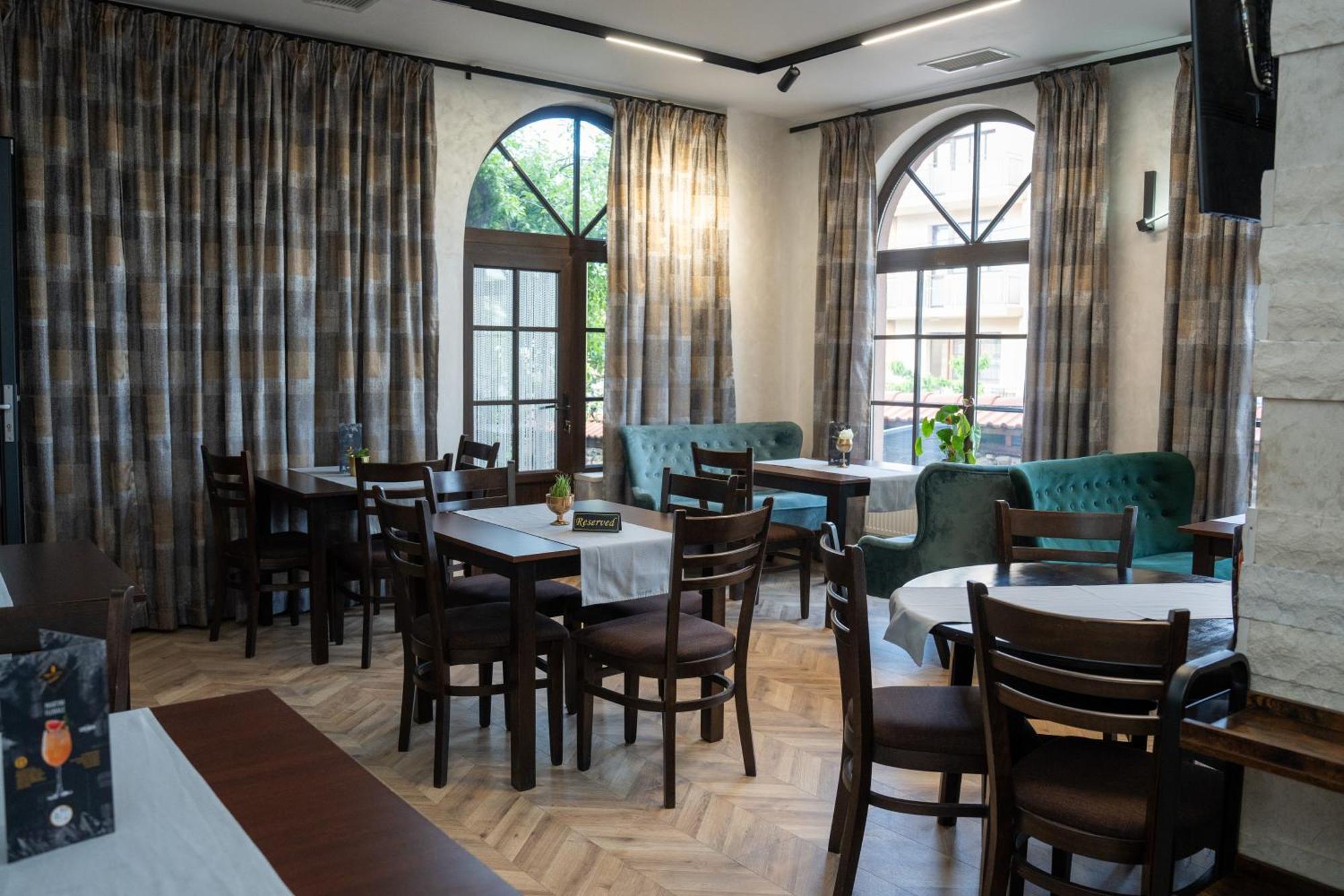 Hotel Demetra Берковица Экстерьер фото
