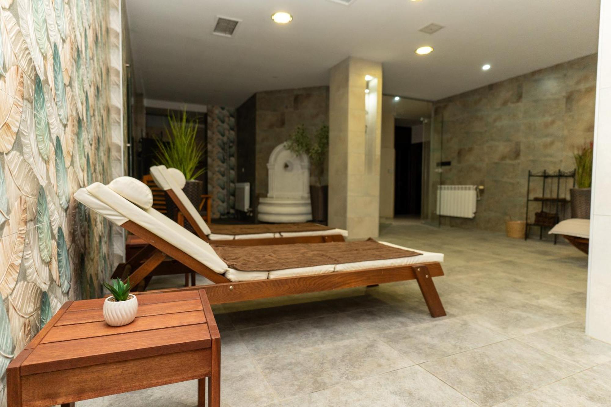 Hotel Demetra Берковица Экстерьер фото